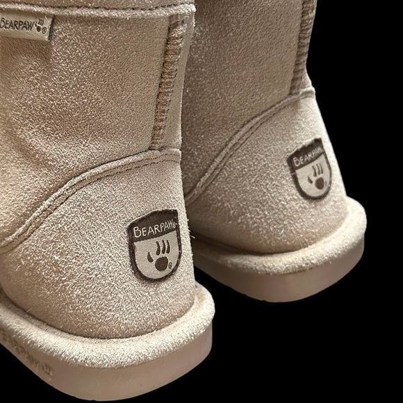 BearPaw Light Beige/Tan Suede Boots Youth Size 5 US - Picture 8 of 10